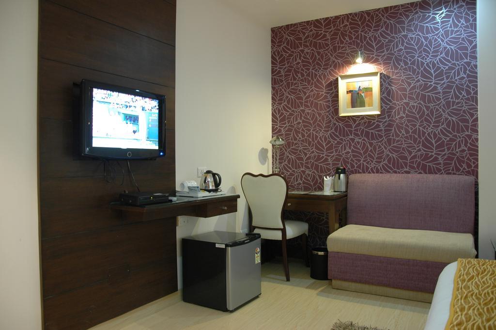 Hotel Palmdale Zirakpur Pokój zdjęcie