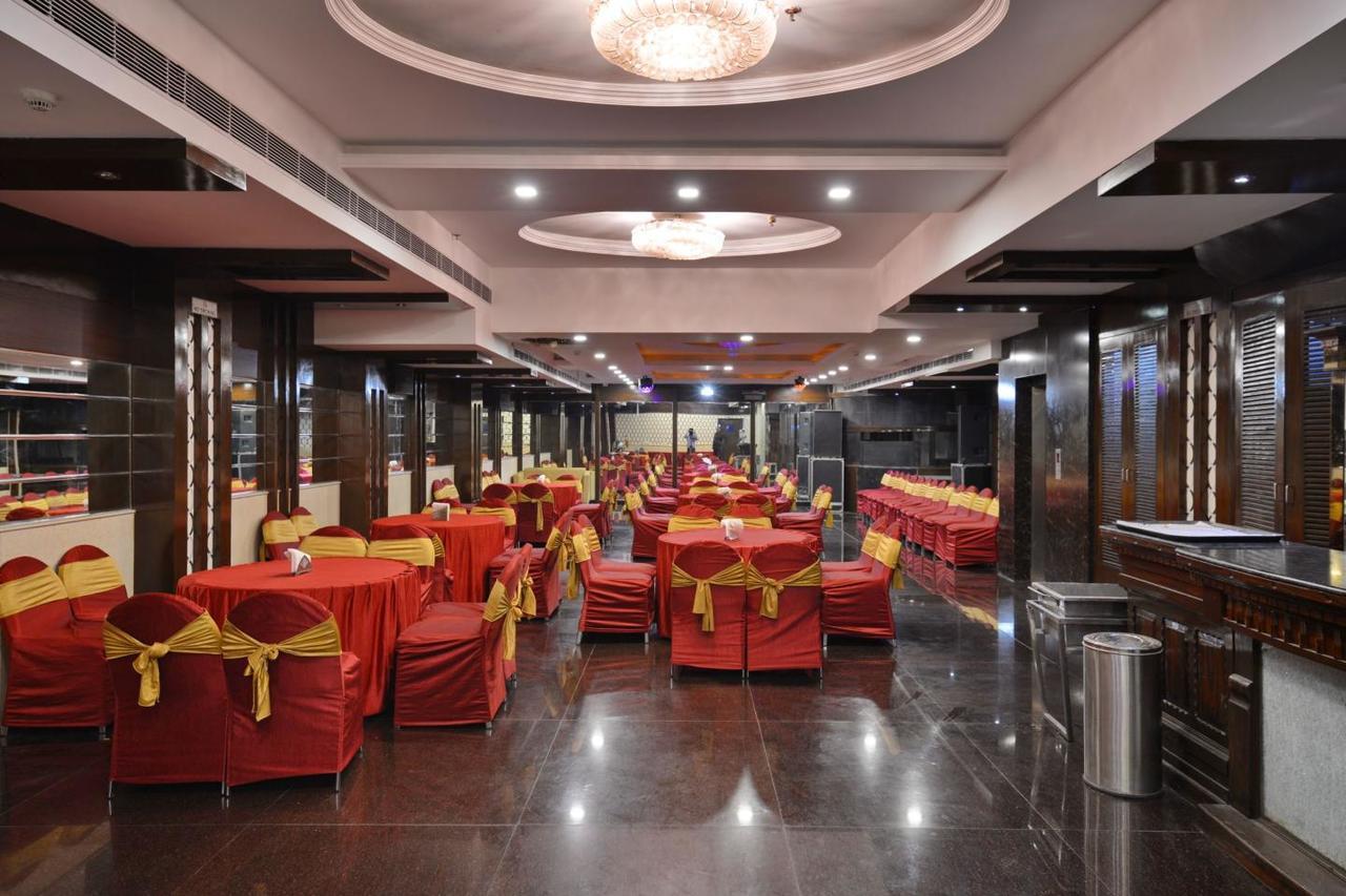 Hotel Palmdale Zirakpur Zewnętrze zdjęcie